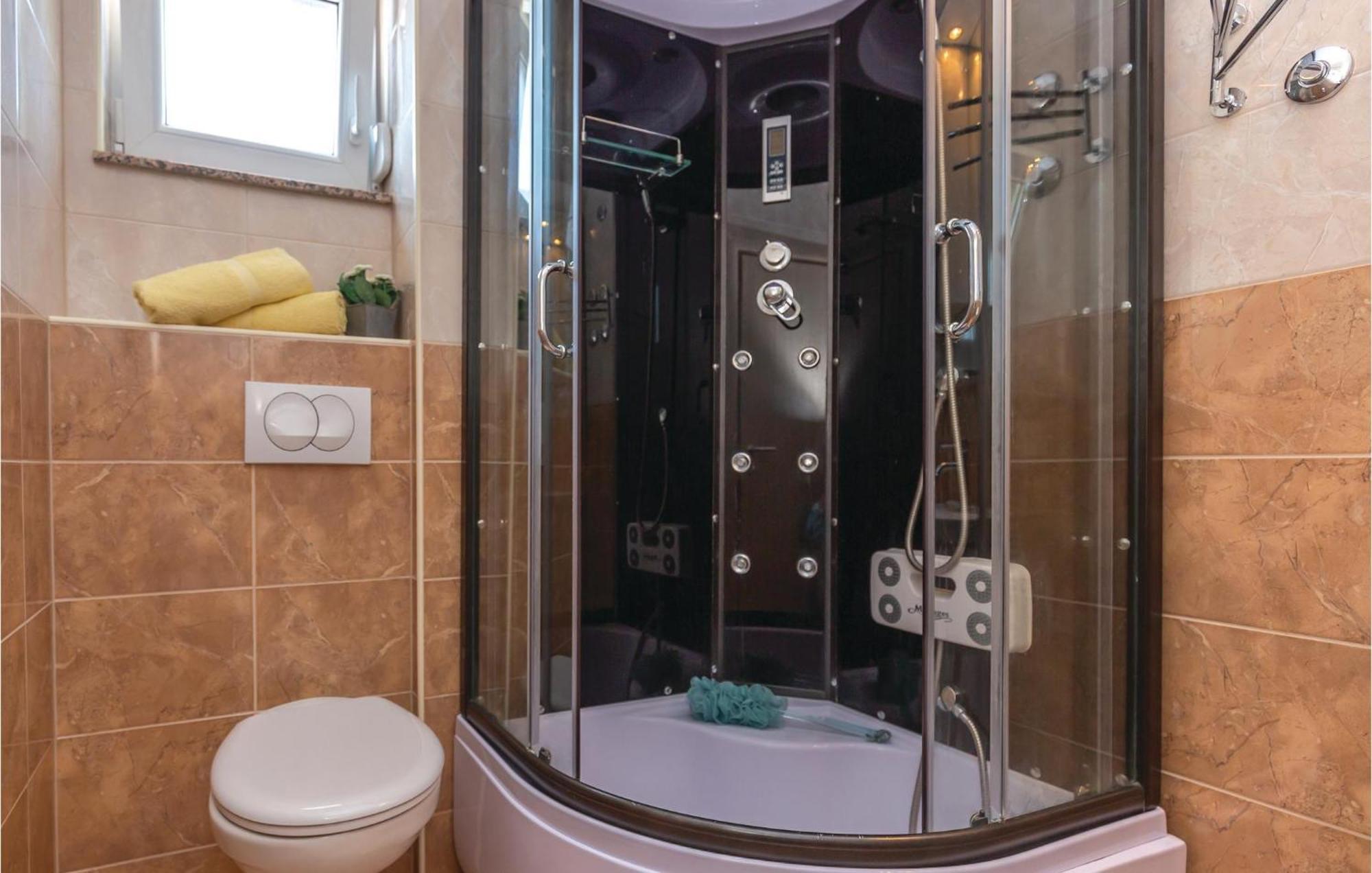 Nice Studio In Krvavica With Kitchen Exterior photo