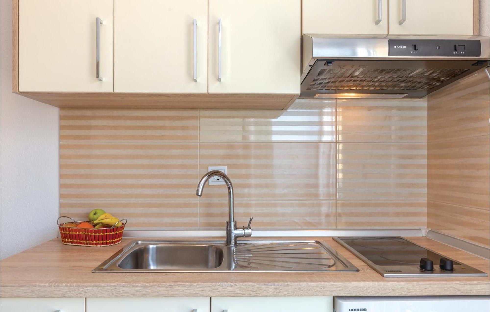 Nice Studio In Krvavica With Kitchen Exterior photo